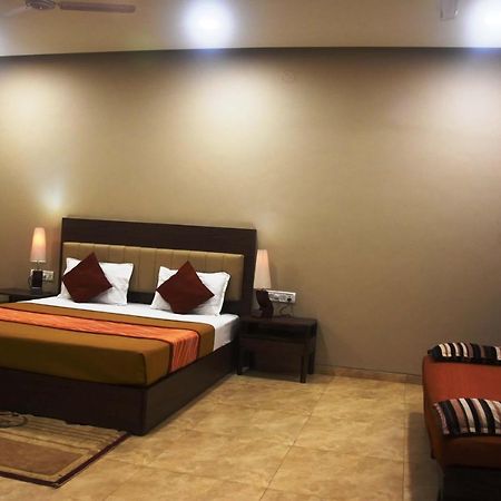 ดิว ดร็อปส์ บูทิก รีทรีต Hotel อิกัตปุรี ภายนอก รูปภาพ
